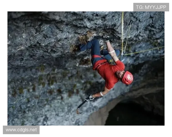 杭州攀岩队心理素质创新高展现团队实力与竞技精神